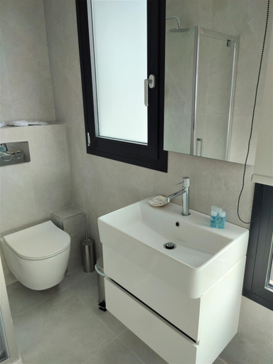 Bathroom 2, Light Blue Hotel, Central Macedonia