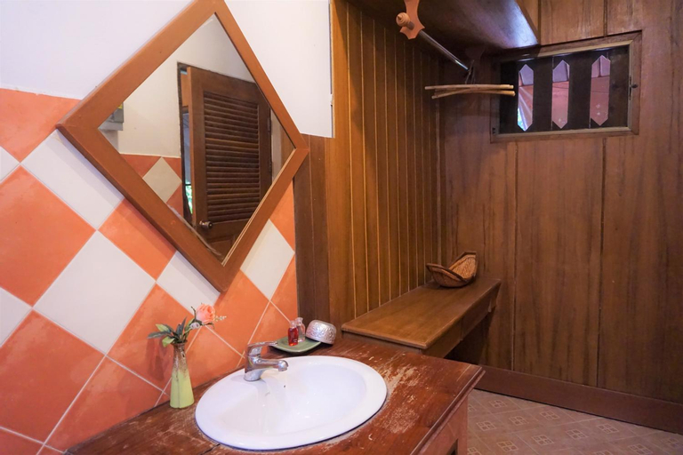 Bathroom 5