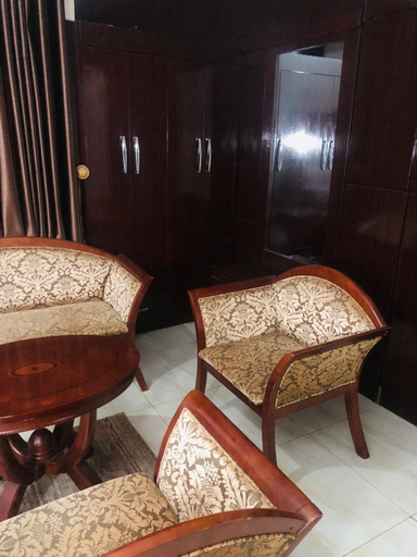 Others 5, Mclorrets suites, Enugu North