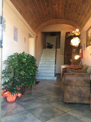Public Area, Da Donna Rosa, Pisa