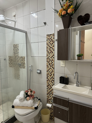 Bathroom 3, Apartamento Copa Beach HIR 15, Rio de Janeiro