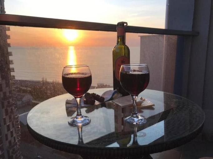 Food & Drinks 5, Lux Apartment, Batumi