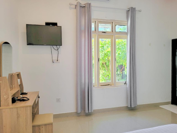 Others 4, Alesara Guest House Thoddoo