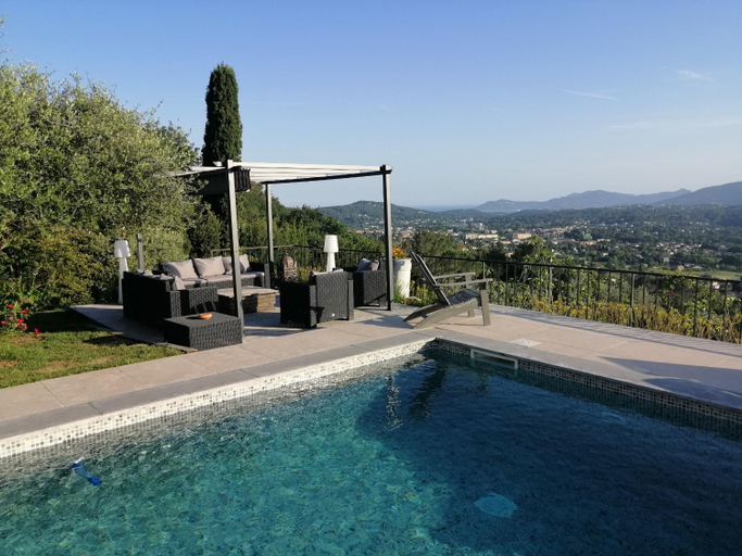 Others 3, Les lodges de l'oliveraie de Virevent, Alpes-Maritimes