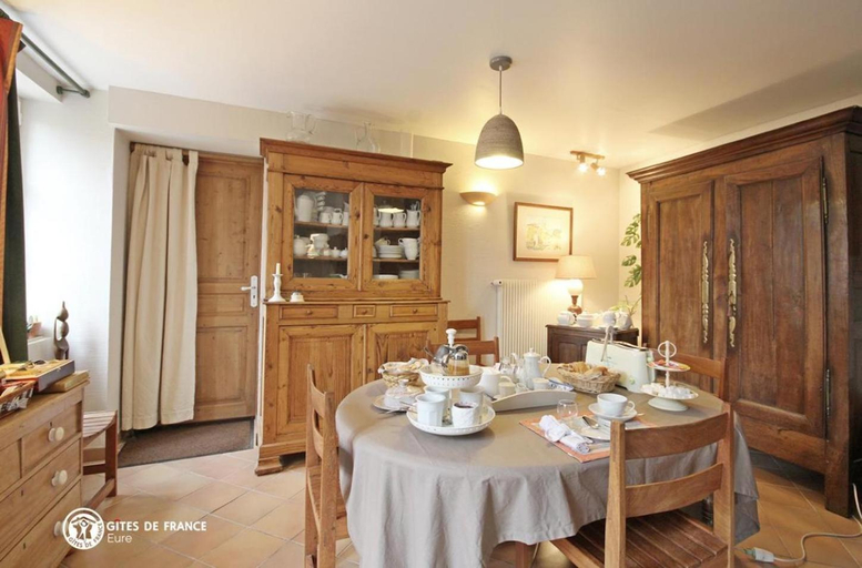 Others 4, Les Chambres du Chataignier, Eure