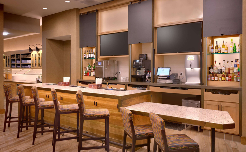 Food & Drinks 5, Hyatt Place Emeryville/San Francisco Bay Area, Alameda
