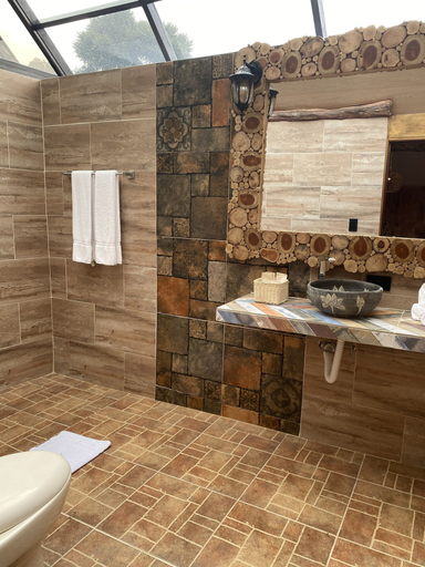 Bathroom 4, Rancho Ecoturistico El Faro, Tena