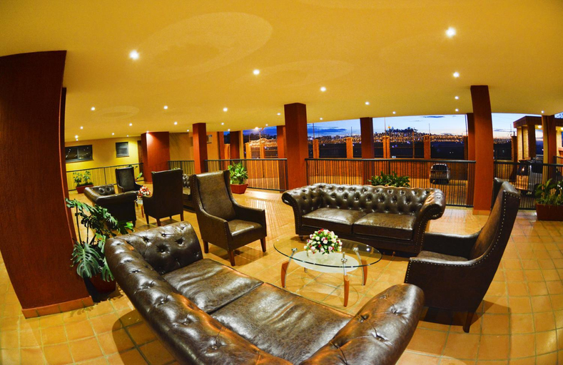 Food & Drinks 5, Bukoto Heights Apartments, Kampala