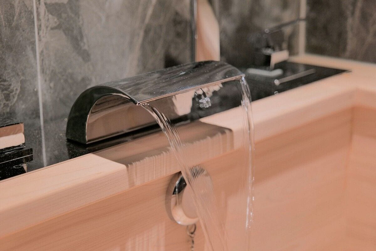 Bathroom 5, Yeonhwamoon Hotel Eulwang, Jung