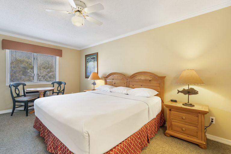 Bedroom 4, Rock Lane Resort & Marina, Stone