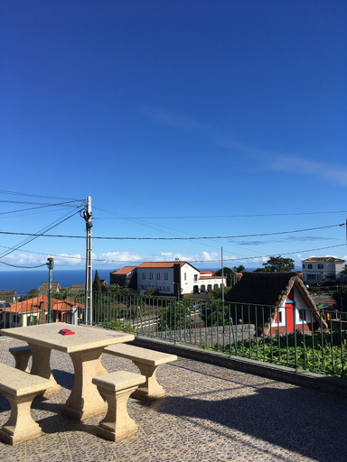 Others 5, Casa do Til, Santana
