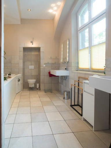 Bathroom 3, Schloss Hilbringen, Merzig-Wadern