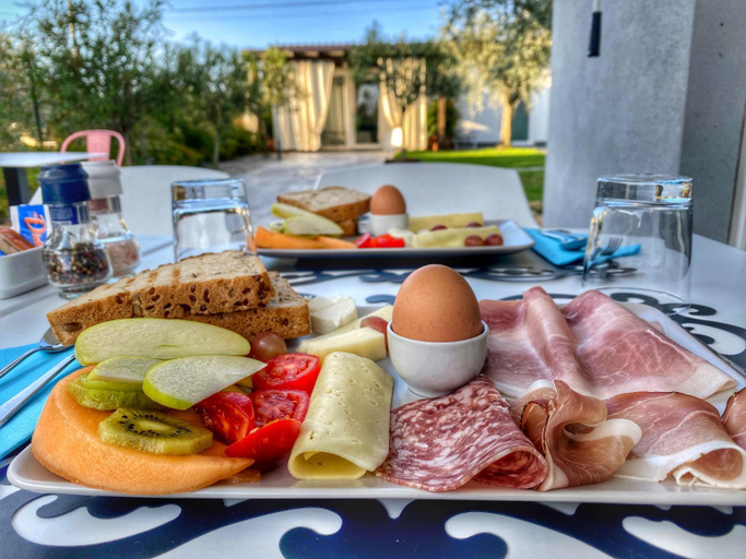 Food & Drinks 2, Mincio Relais Rooms & Pool, Verona