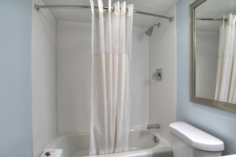 Bathroom 4, Gatlinburg River Inn, Sevier