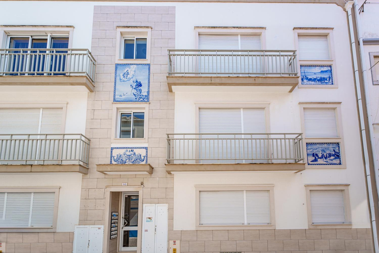 Exterior view, Charming Nazare Apartment-1 minute to the beach, Nazaré