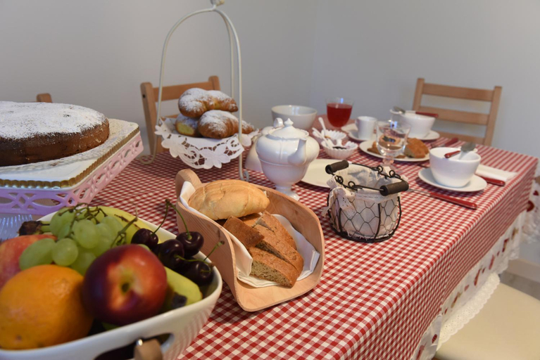 Food & Drinks 2, B&B Magire, Trento