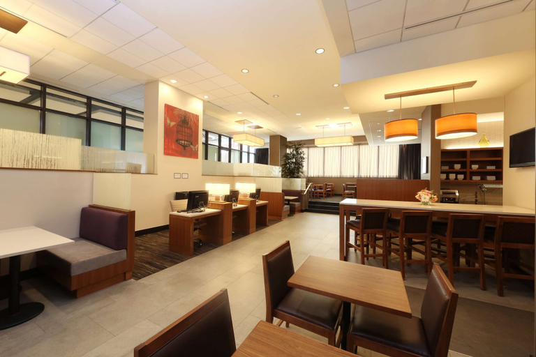 Food & Drinks 2, Hyatt Place Flushing/LaGuardia Airport, New York