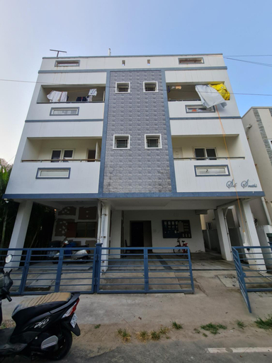 Exterior 12