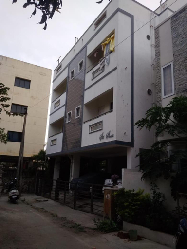 Exterior 15