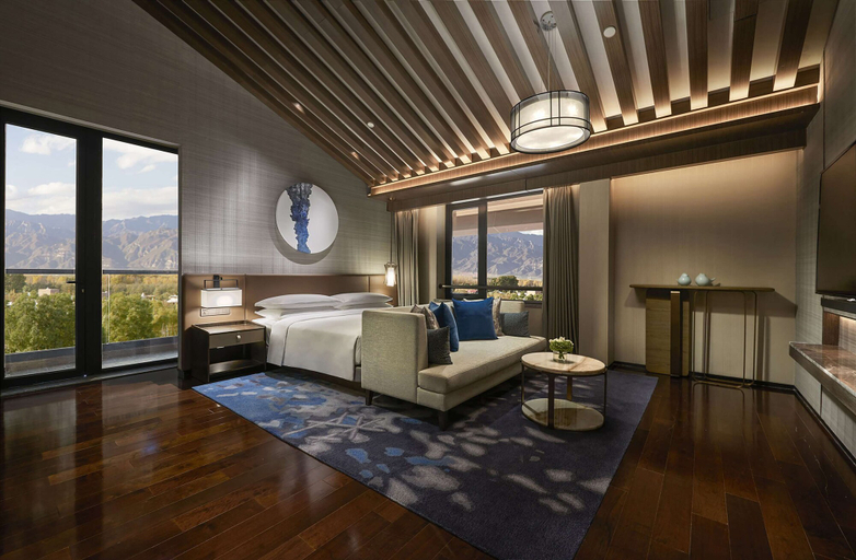 Bedroom 3, Hyatt Regency Beijing Shiyuan, Beijing