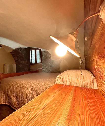 Others 5, B&B Terra di confine, Torino