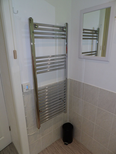 Bathroom 2, 79 Hengar Manor, Cornwall