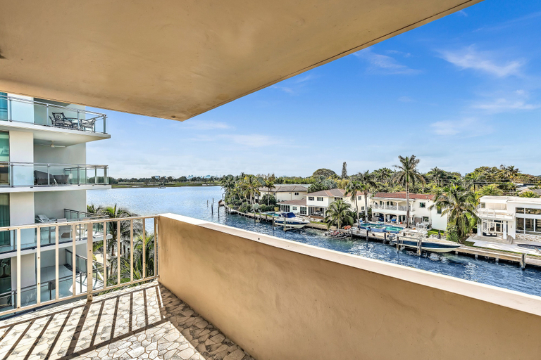 Others 5, Bay Harbor Sunset, Miami-Dade