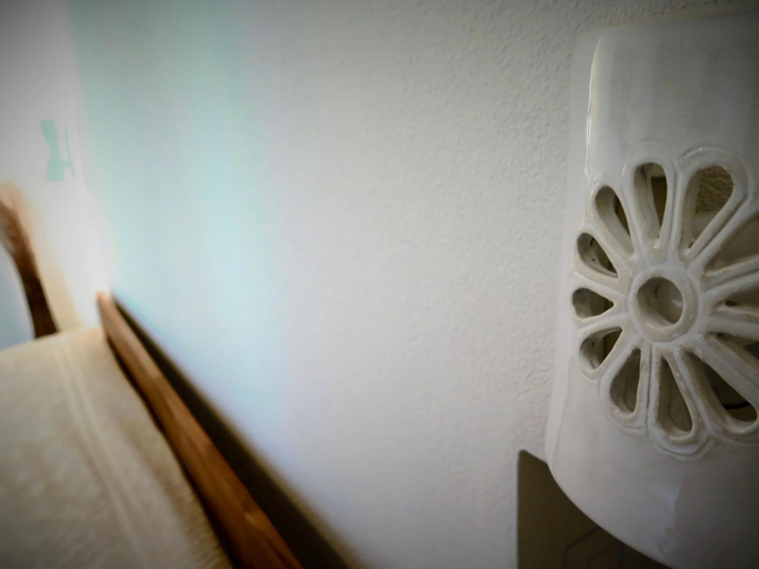 Others 5, B&b-Le Rondini, Cagliari
