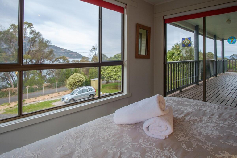 Bedroom, Cove Beach Apartment 2 ~ Ocean & Mountian view, Glamorgan-Spring Bay