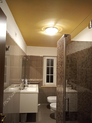 Bathroom 1, Villa Rosetta relax, Udine