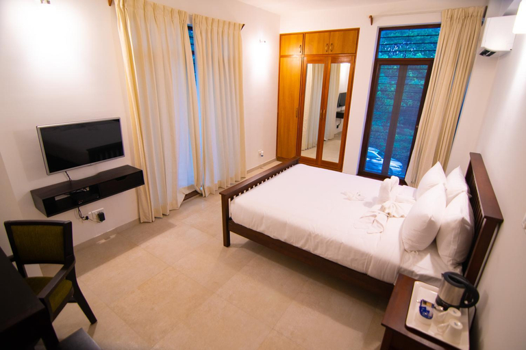 Others 5, Stay@, Bangalore