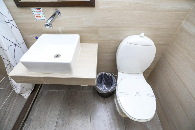 Bathroom 4, Paxa Mama Hotel Boutique, Isla Mujeres