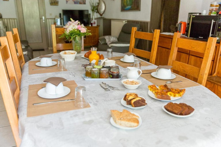 Food & Drinks 5, Chambres et table d'hotes Floromel La Souterraine en rez de chaussee, Creuse