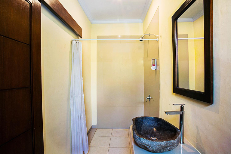 Bathroom 4, Walet's Paradise, Klungkung