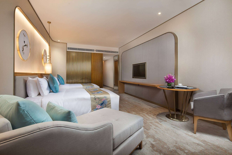 Bedroom 3, Ramada Plaza Fuxian Lake, Yuxi