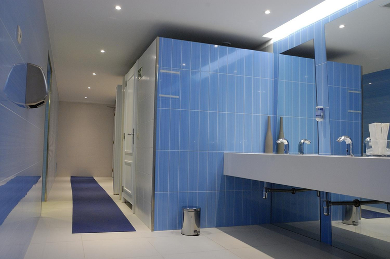 Bathroom 5, Enotel Lido All Inclusive, Funchal