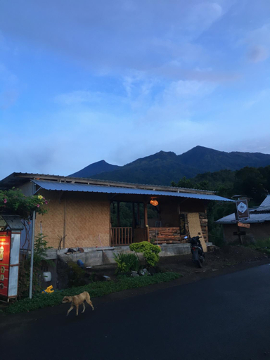 Rinjani Houseboon, Lombok