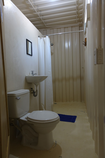 Bathroom 4, Casa Maya Eco Lodge, Tola