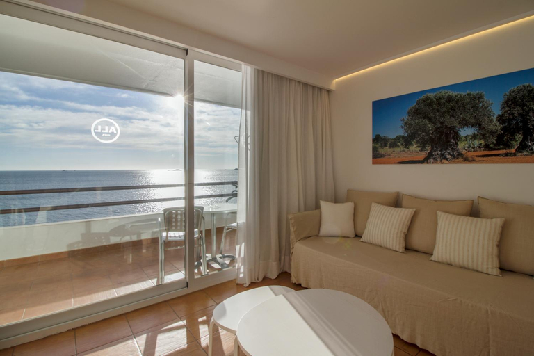 Others 4, Apartamentos Llobet, Baleares