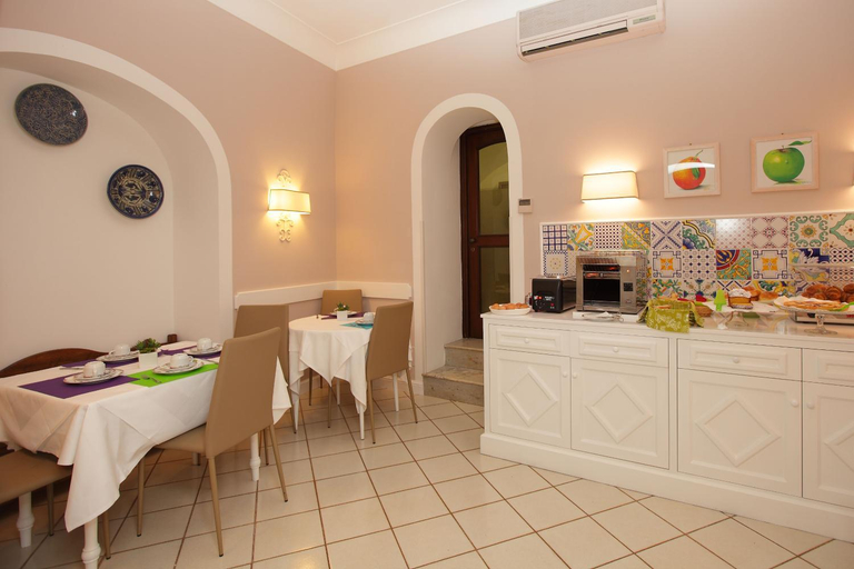Food & Drinks 5, Hotel Villa Sorrento, Napoli