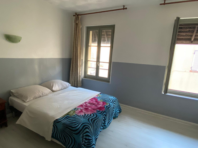 Bedroom 2, Hotel Normandy, Eure-et-Loir