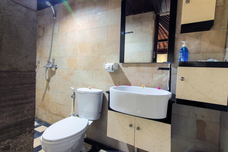 Bathroom 2, Bellewood Villa, Lombok
