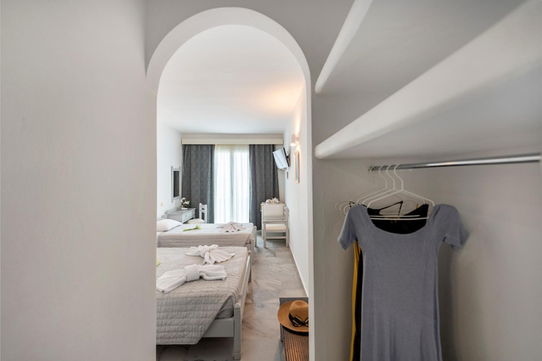 Bedroom 3, Hotel Aegeon, South Aegean
