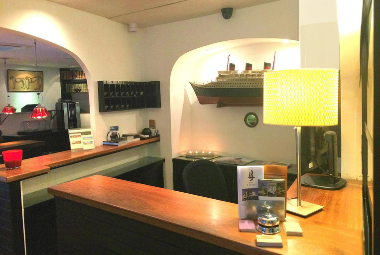 Public Area, Hotel B Lodge, Var