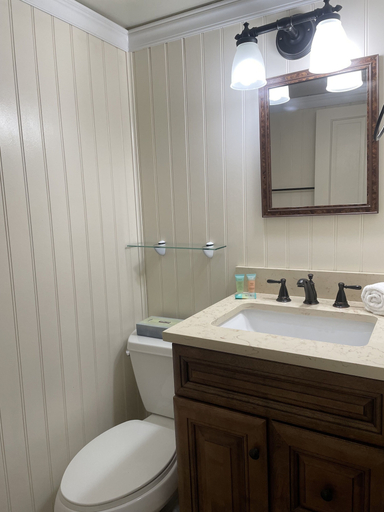 Bathroom 3, The Waitsfield Inn, Washington