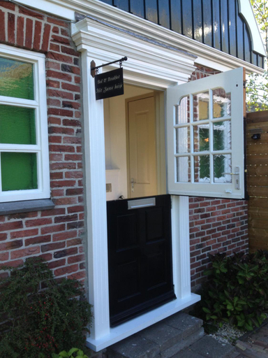 Others 4, B&B Saense huisje, Zaanstad