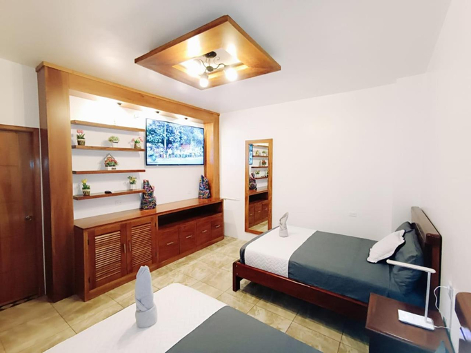 Bedroom 1, El Arco de Darwin, Santa Cruz