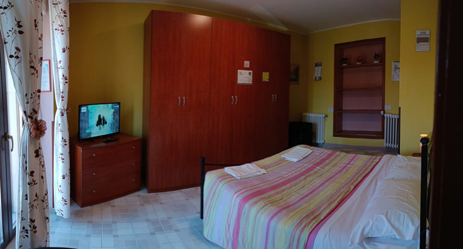 Bedroom 4, B&B Camere Aurora, L'Aquila