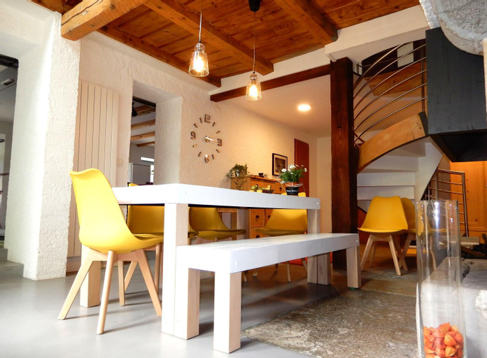 Dining Room, Chambres d'hotes T'22, Val-de-Travers