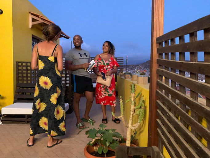 Others 5, Casa Bom Dia